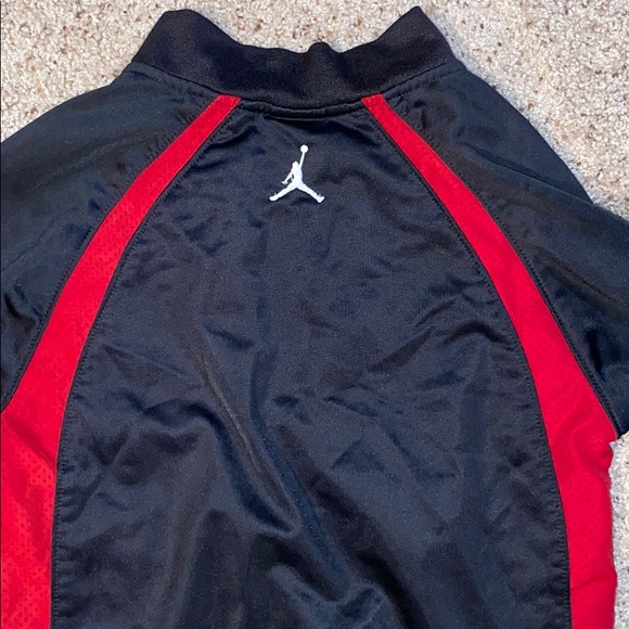 Classic Air Jordan jacket- boys S (8-10) EUC - Picture 9 of 9